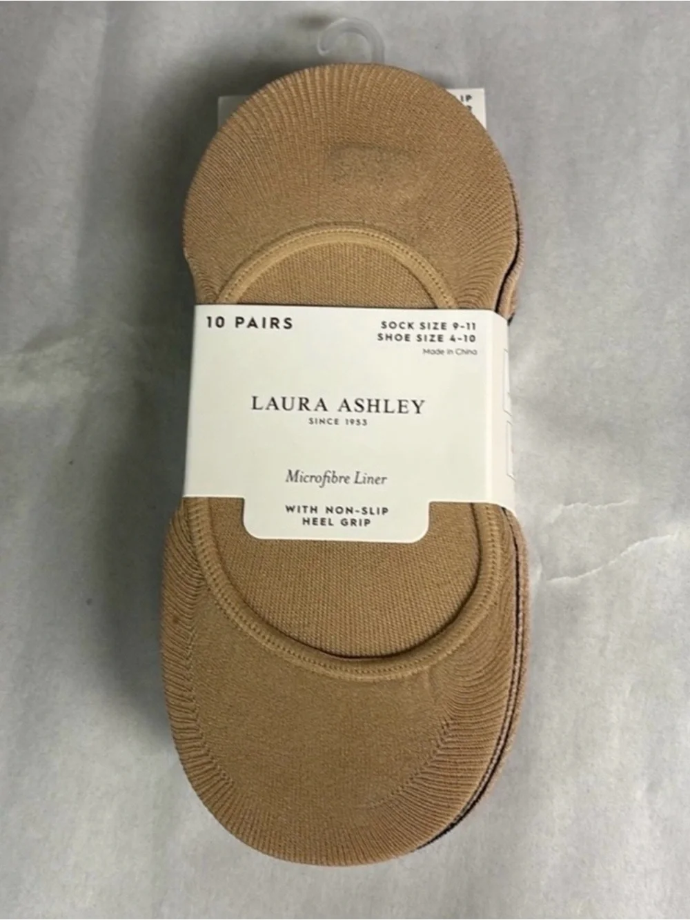 New Laura Ashley Socks Women’s 10 Pair Tan & Black Casual Microfiber Liner Socks